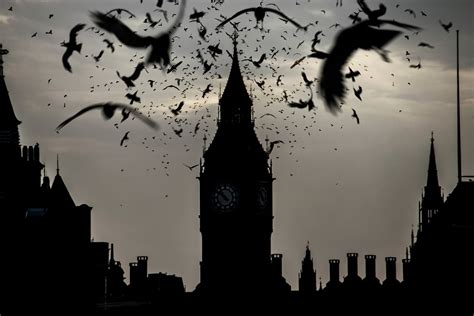 Ghost Tours In London: 11 To Spook You Senseless