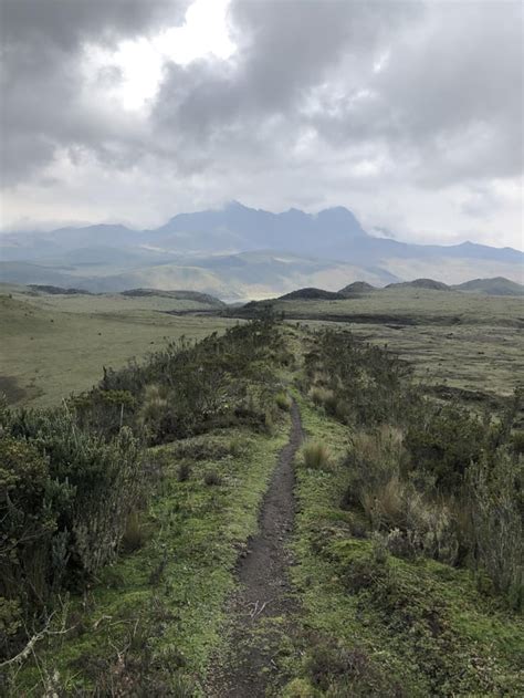 Hiking on Cotopaxi, Ecuador : r/Outdoors