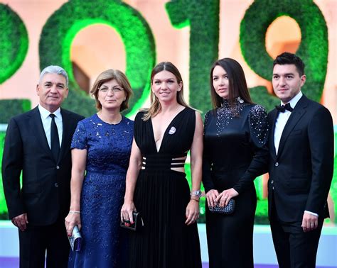 Simona Halep on Twitter: "These amazing people were all by my side ️ ...