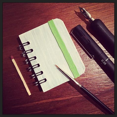 This is the little sketchbook I am using. Still need to make a nice drawing in the cover. # ...