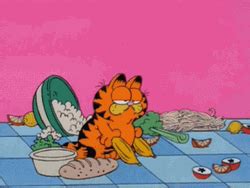 Garfield Smashing Alarm Clock GIF | GIFDB.com