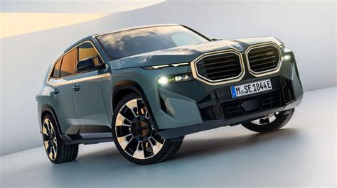 マレーシアでの 2023 年 BMW XM 公式価格 - RM1.3 mil から。 653 PS、800 Nm の PHEV SUV。 0 ...