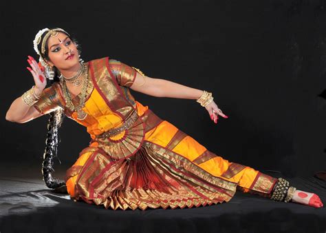 Indian classical dancer, Indian classical dance, Dance of india