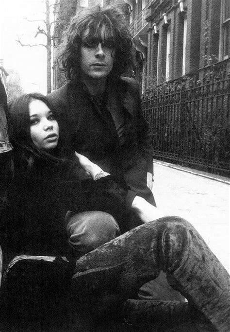 Syd Barrett of Pink Floyd and his groupie girlfriend Iggy the Eskimo, photo by Mick Rock ...