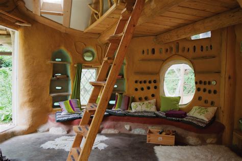 Amazing Cob house interiors of earth, sand and straw. | Ecotek