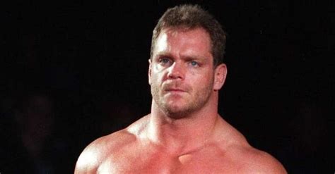 10 WWE Superstars who died early