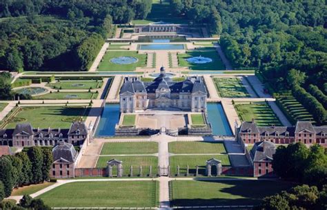 Restoration and protection of the Château de Vaux-le-Vicomte (France ...