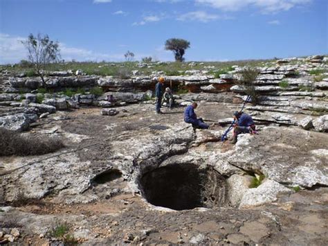 Nullarbor – Thampana Rockhole – September 2013 | Adventures with M