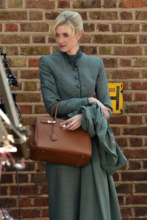 elizabeth debicki spotted on the set of 'tenet' in north london, uk-280819_8