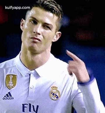 Coldasfly.Gif GIF - Coldasfly Cristiano ronaldo Person - Discover & Share GIFs Cristiano Ronaldo ...