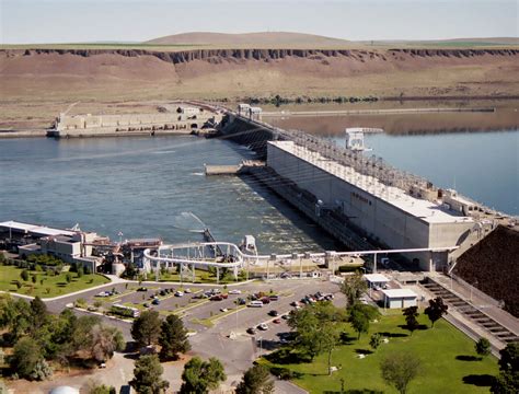 McNary Lock and Dam