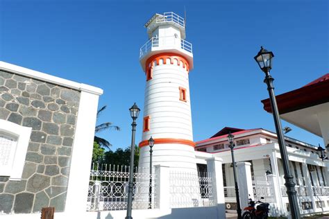 CAPUL ISLAND - Lighthouse of the Pacific.