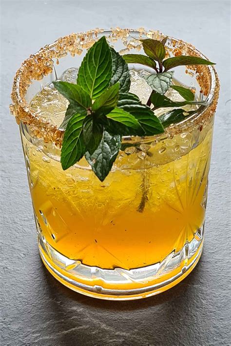 Dark Rum Spiced Mojito - Gourmandelle