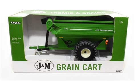 1/32 Green J&M 875 Grain Cart Auger Wagon - Dalton's Farm Toys