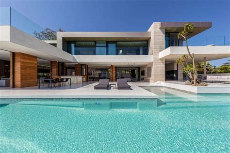 Image result for ULTRA MODERN BEVERLY HILLS HOMES | Luxury modern homes, Modern mansion, Beverly ...