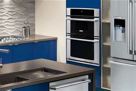 Enjoy the Efficiency of an Electrolux Microwave Wall Oven Combo | Frank ...