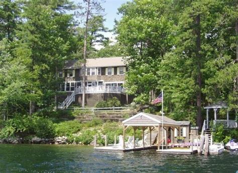 Winter Harbor Lakefront Home Accommodates 14 - Cottages for Rent in ...