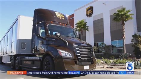 I took a ride in UPS's first all-electric semi truck - YouTube