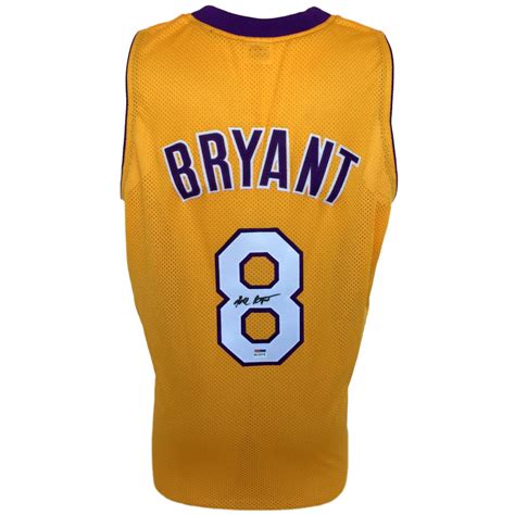 Kobe Bryant Signed Lakers Jersey (PSA COA) | Pristine Auction