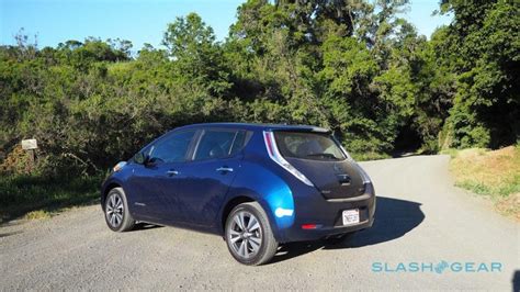 2016 Nissan Leaf Vs 2016 Volkswagen E-Golf: Range-Anxiety - SlashGear