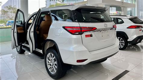 2023 Toyota Fortuner 2.8 L 4X4 / In-Depth Walkaround Exterior & Interio ...