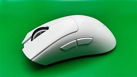 Razer's DeathAdder V3 Pro marks the death of an era (for the better ...