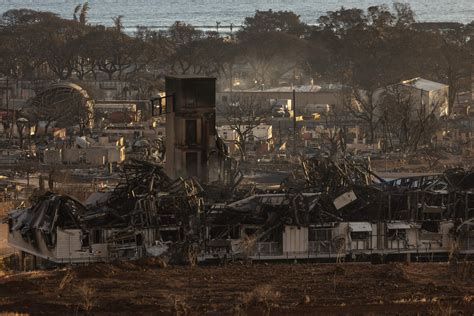 夏威夷拉海纳火灾现已成为美国现代历史上最严重的火灾，死亡人数攀升至 93 人 - Mandarinian