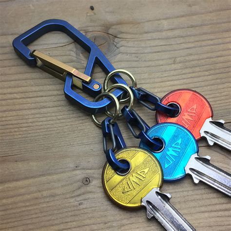 Titanium Edc Carabiner Keychain / 3Clip