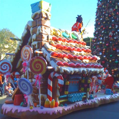 Disneyland, Christmas Parade | Christmas parade floats, Disneyland christmas, Candy land christmas