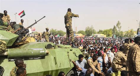 Sudan’s Conflict in the Shadow of Coups and Military Rule - Carnegie ...