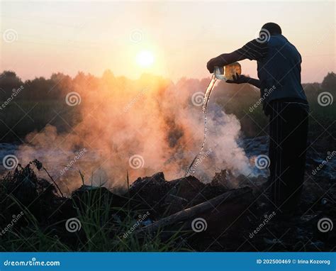 Fire in the Field. Volunteers Fighting the Fire Stock Image - Image of smoke, people: 202500469