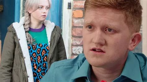 Is Sinead actually pregnant with Chesney's baby? Coronation Street viewers predict boyfriend ...