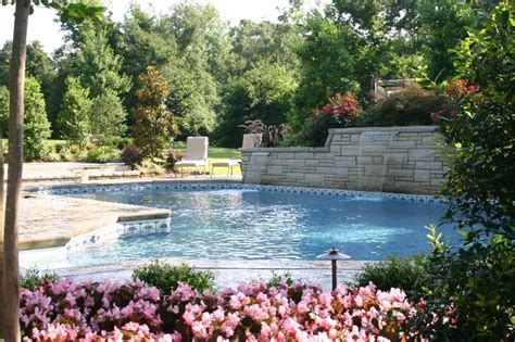 Finding the Right Fort Smith Pool Builder | Arkansas Pool Design