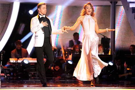 'Dancing with the Stars' Partners Amy Purdy, Derek Hough Reunite: Watch