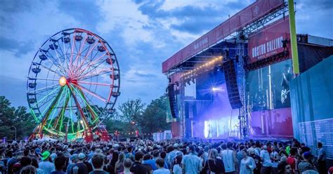 Boston Calling Announces 2022 Lineup: Foo Fighters, The Strokes ...