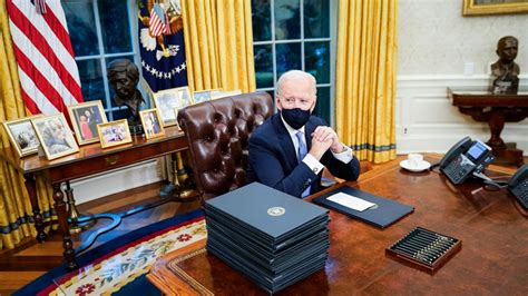 Biden Appears to Have Removed Trump’s Diet Coke Button From the Oval ...