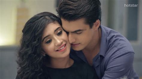 Cute moments of Kartik and Naira from Yeh Rishta Kya Kehlata Hai | IWMBuzz