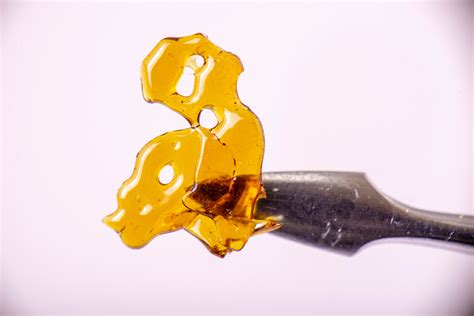 What Are Dabs? Here’s What You Need To Know About Dab Weed