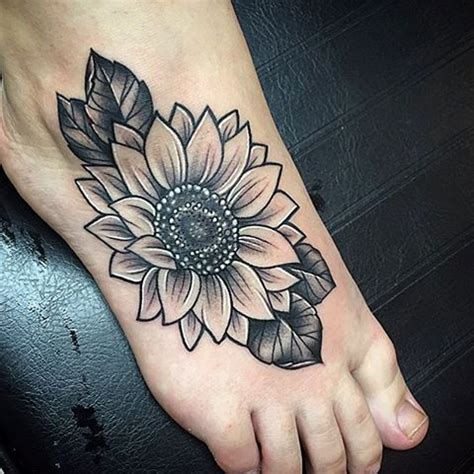 18 Sunflower Tattoo Ideas For Women - Styleoholic