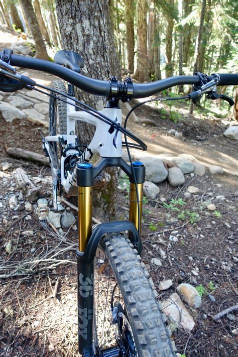 2020 Specialized Enduro First Ride Review - Singletracks Mountain Bike News