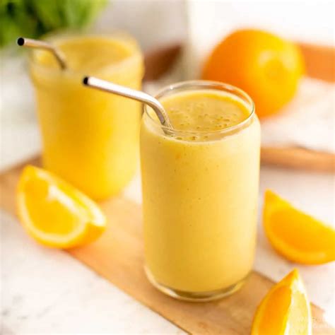 Orange Juice Smoothie (5 Ingredients)