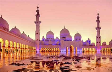 La mosquée Sheikh Zayed d'Abu Dhabi | Beautiful mosques, Sheikh zayed ...