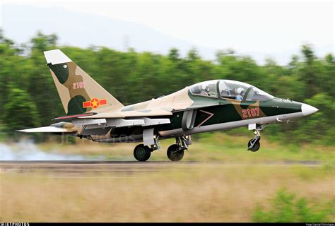 2107 | Yakovlev Yak-130 | Vietnam - Air Force | photogiap | JetPhotos