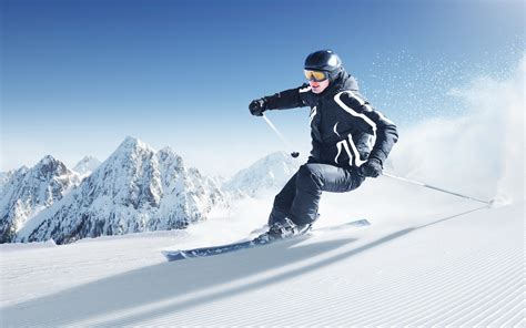 Skiing Wallpaper Background - WallpaperSafari