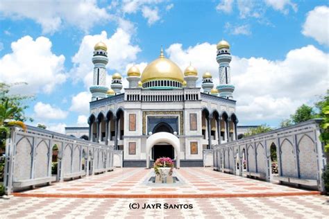 Pinoy Brunei: Jame' Asr Hassanil Bolkiah Mosque