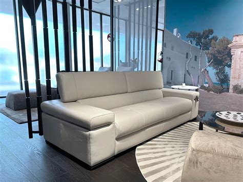 Natuzzi Leather Sectional Sofa Reviews | Baci Living Room