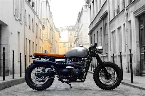 Triumph Cafe Tracker by Vintage Racers