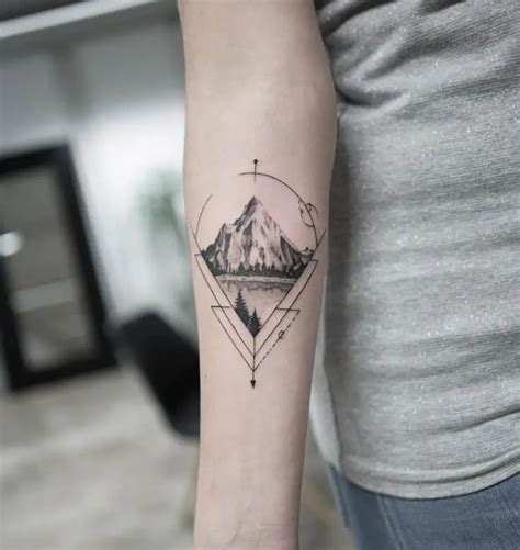 Details 77+ geometric mountain tattoo - in.cdgdbentre