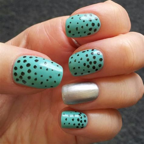 Polka Dot Nail Art | Stamp Nail Art