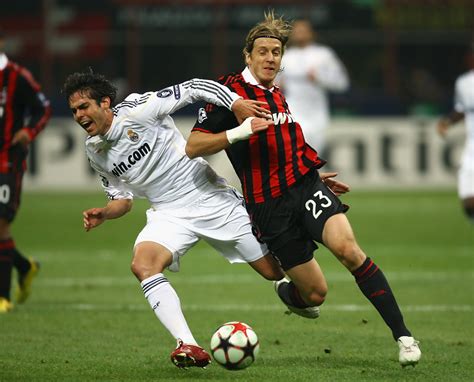 Kaka Photos Photos - AC Milan v Real Madrid - UEFA Champions League ...